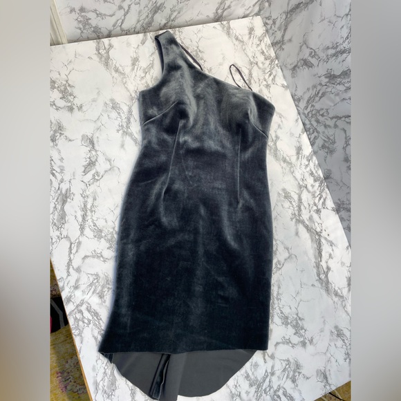 Eliza J Charcoal Gray One Sleeve Bussle Dress Size 14 Perfect for NYE - Picture 9 of 14